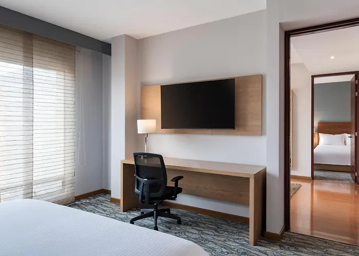 Doubletree By Hilton Bogota Calle 100,Co