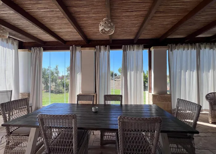 Villa Mary con idromassaggio e accesso in piscina