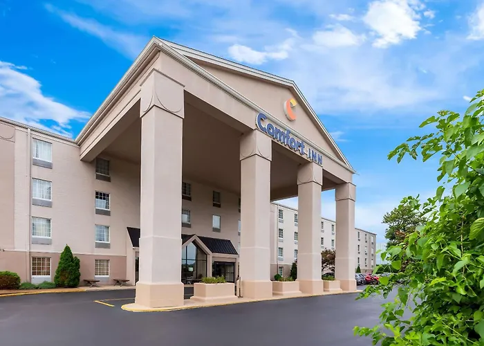 Comfort St Louis - Westport Event Center