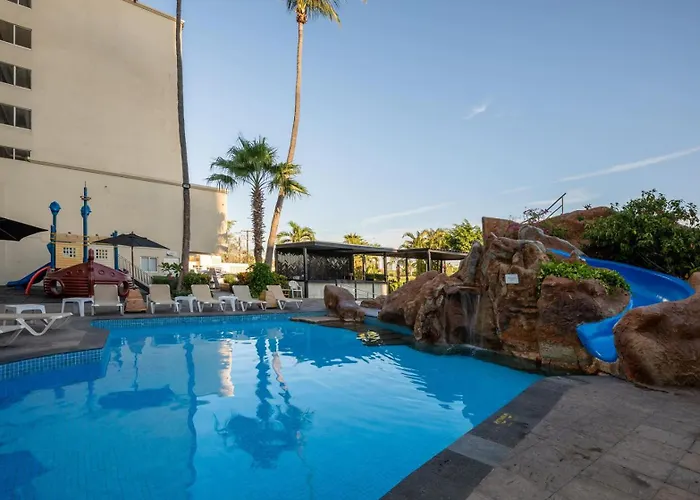 Hoteles con Piscina en Mazatlán