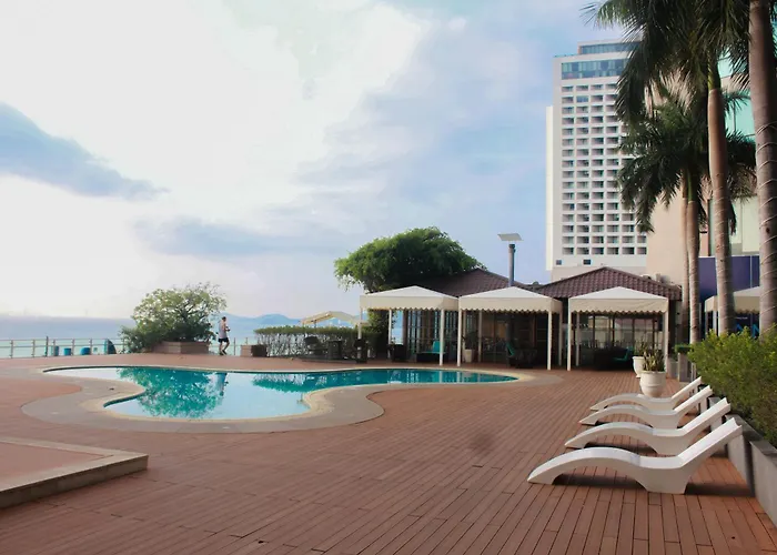 Diamond Bay Hotel