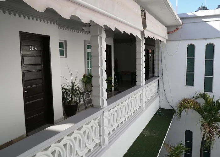Hotel Casa Blanca