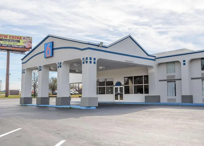 Motel 6 Forsyth, Ga Tift College