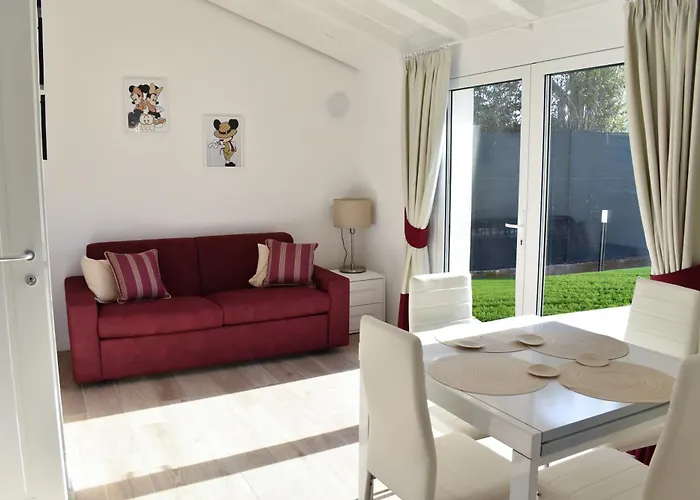 Ville con la piscina privata a Forte dei Marmi
