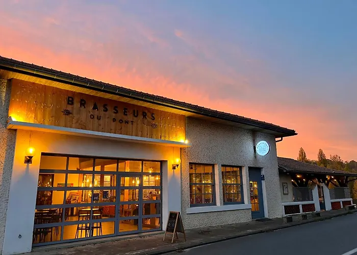 Brasseurs Du Pont - Microbrasserie avec chambres