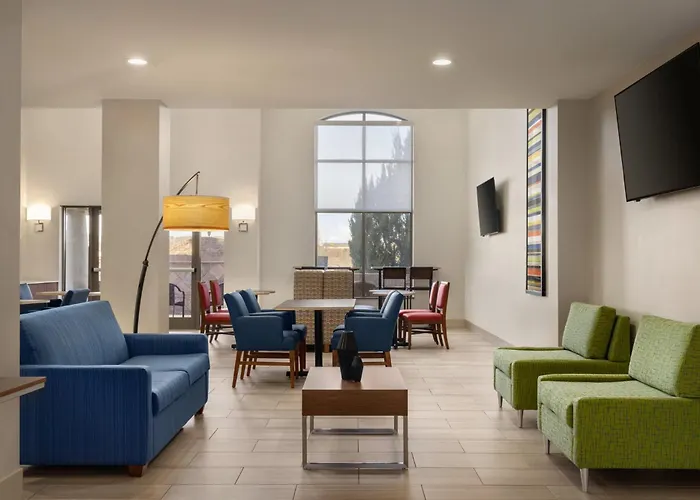 Holiday Inn Express Hotel & Suites Opelika Auburn By Ihg