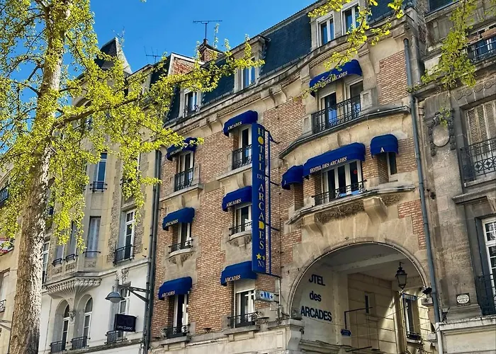 Hôtel des Arcades