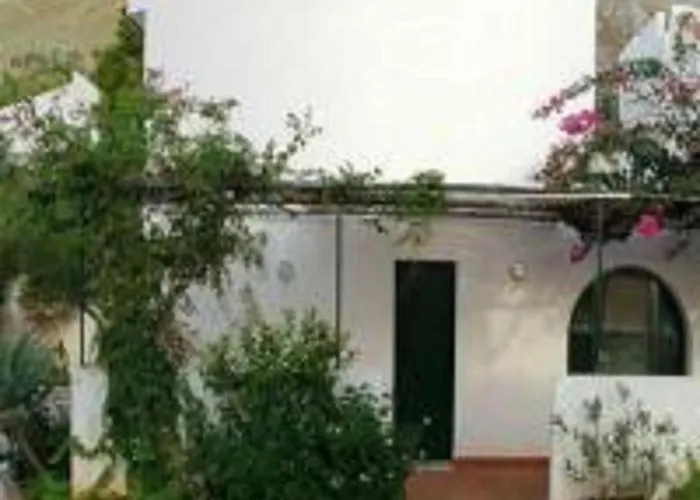 villa Macari