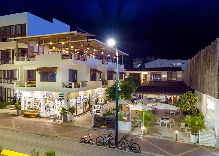 Plaza Luna Suites