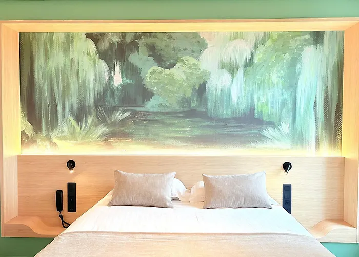 Brit Hotel Du Parc - Fougères