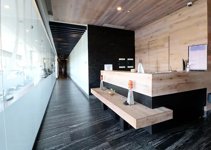 Quartz & Spa