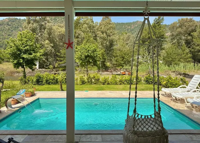 Pousadas com piscina privada em Marmaris