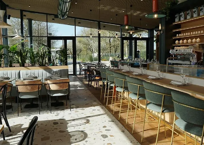 The Originals Boutique Hotel Saint James Nantes Sud Montaigu-Vendee