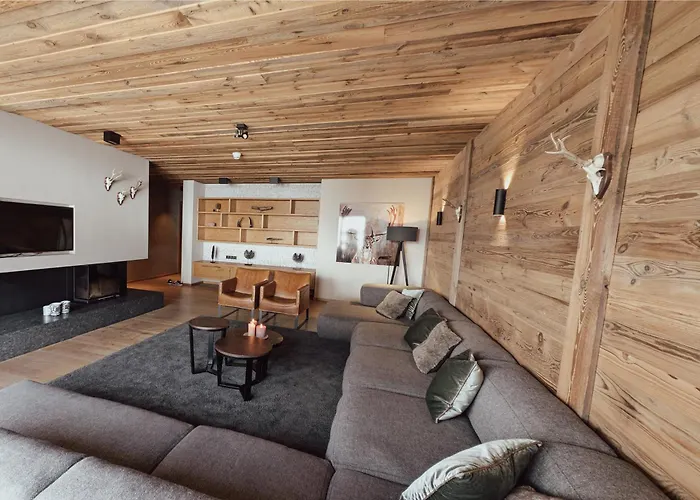 AlpenParks Hotel&Apartment Arlberg Warth mit Pool