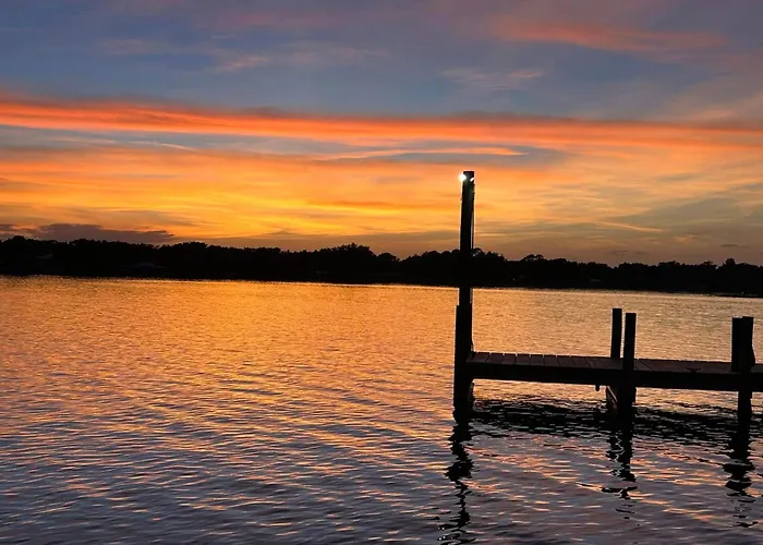 Tropical Marina & Resort On Lake Beresford DeLand
