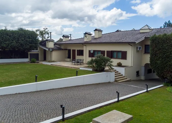 Quinta Do Cavaco - Alojamentos & Eventos