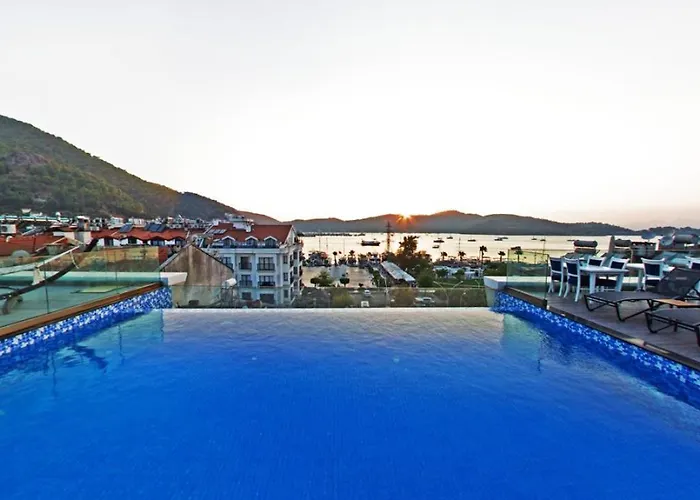 Mara Palas Hotel