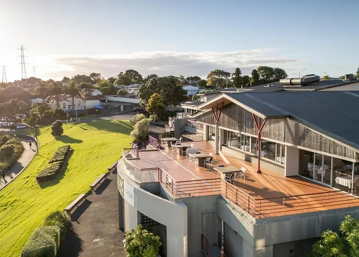 Waipuna Hotel & Conference Centre