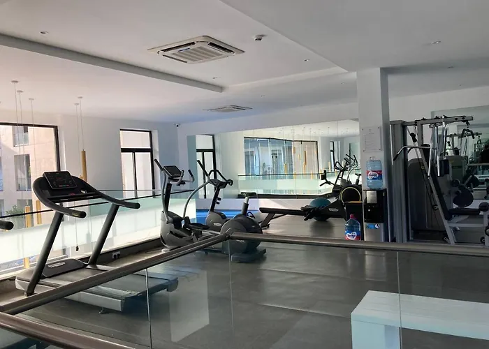 Prime Suites At Embassy Gardens