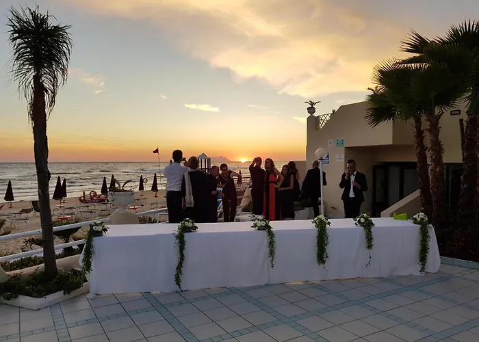 Hotel La Playa
