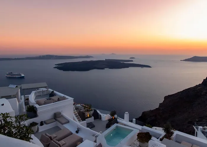 Iconic Santorini, A Boutique Cave Hotel By Sandglass