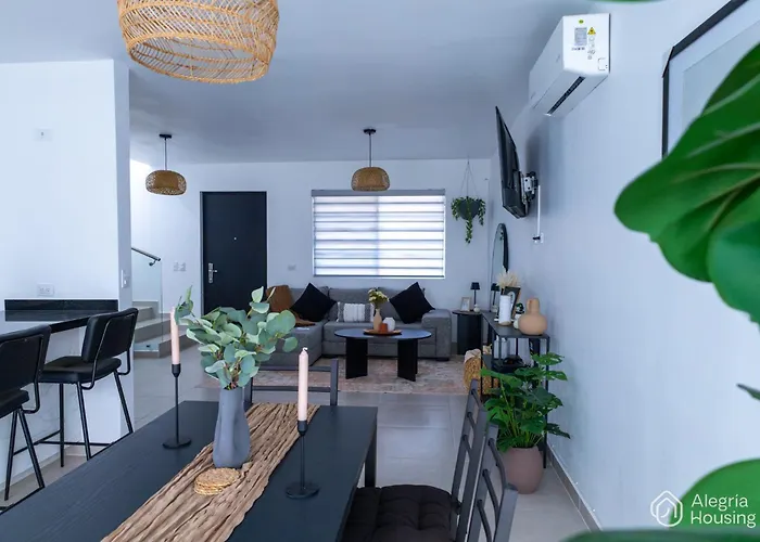 R - Casa Privada - Alegria Housing