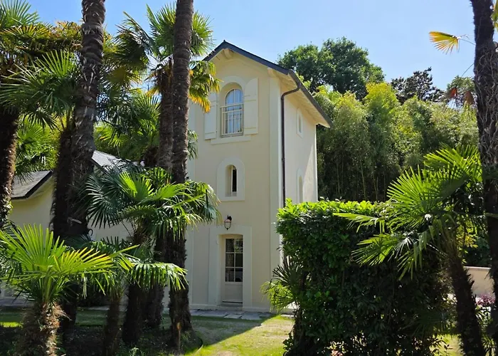 Château Belle Epoque - Chambres d'Hôtes&Gîtes Linxe