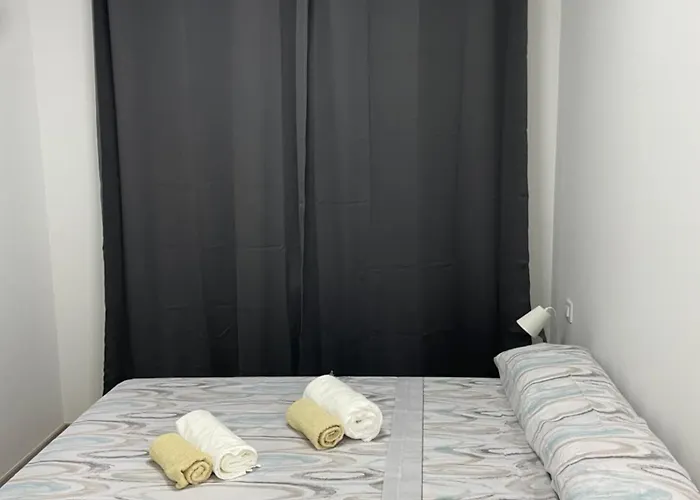 Ri Hostels