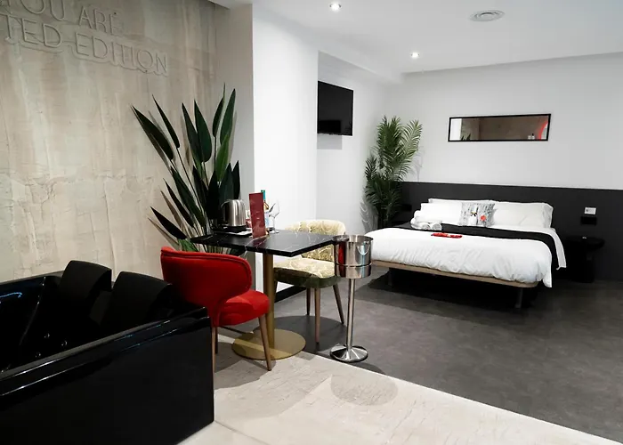Mad Rooms