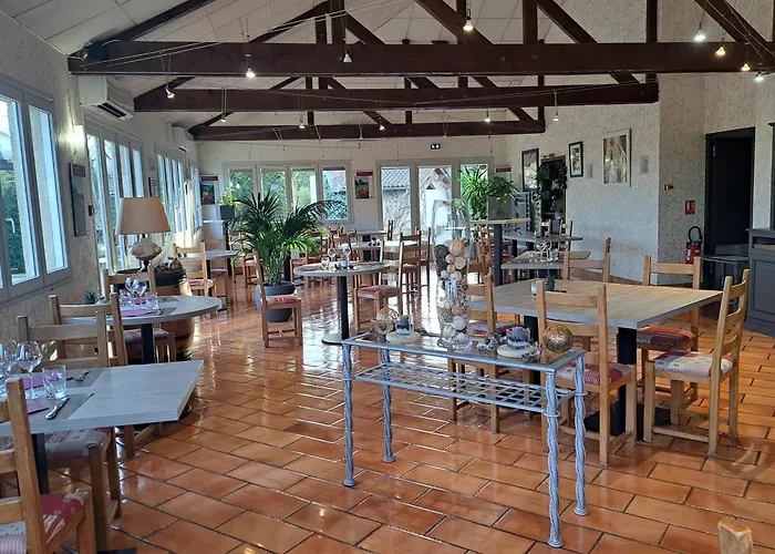 Logis Hotel Noemys Morgon