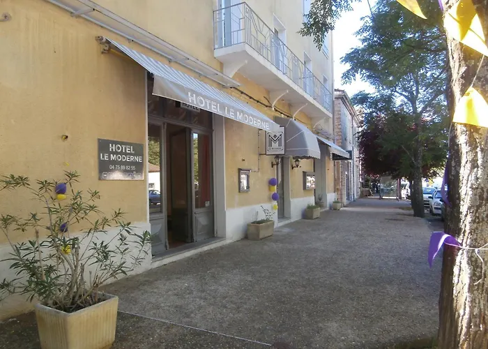 Bed and Breakfast Le Moderne à Saint-Paul-le-Jeune