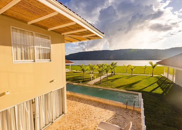 Bella Terra Laguna Azul Resort & Spa