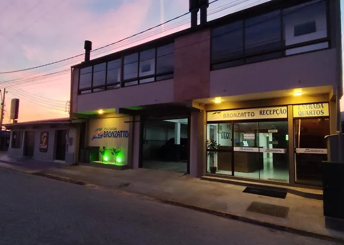 Pousada Bronzatto