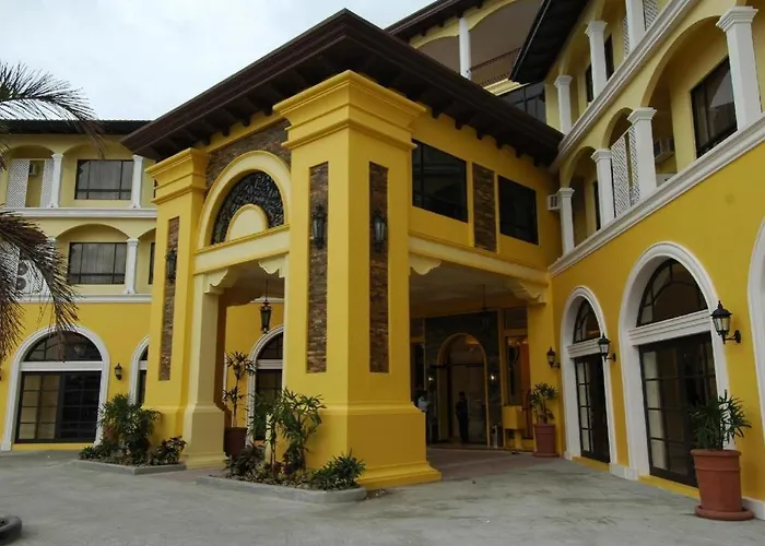 Planta Centro Bacolod Hotel & Residences