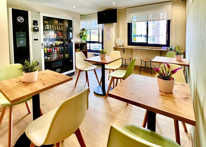 Hostal La Poetisa - Auto Check-In