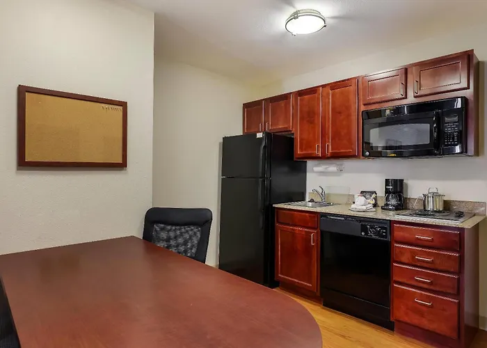 Mainstay Suites Fitchburg - Madison