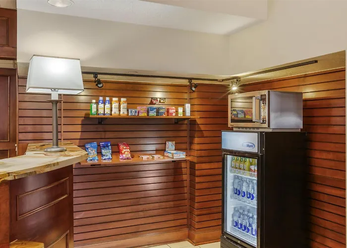 Best Western Plus Greenwell Inn