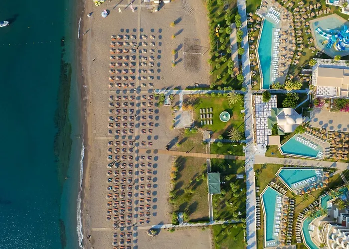 Pegasos Deluxe Beach Hotel