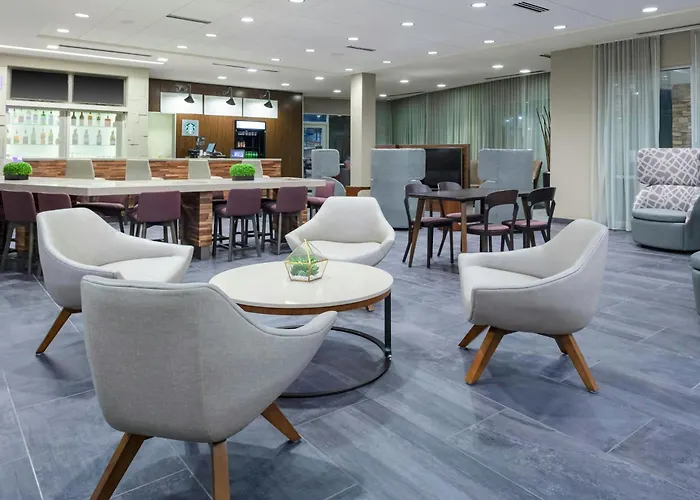 Courtyard By Marriott St. Louis West County