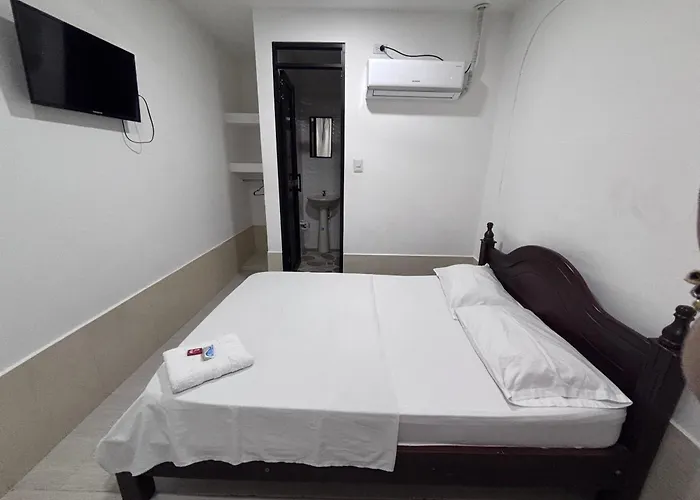 Hotel Colonial City