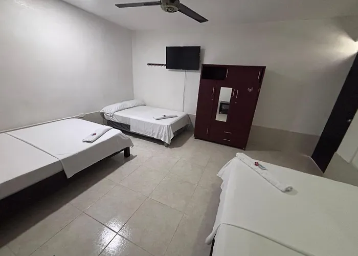 Hotel Colonial City