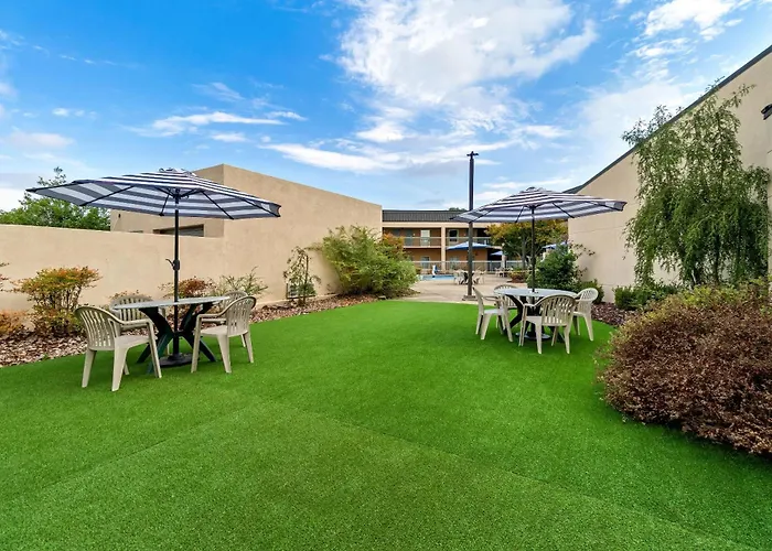 Quality Inn Union City Us 51