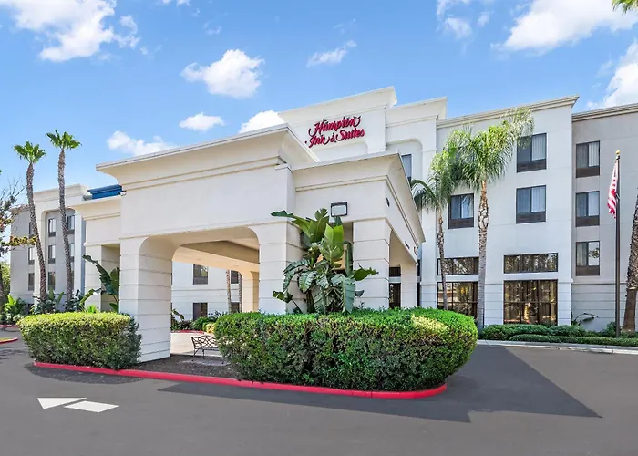 Hampton Inn & Suites Tulare