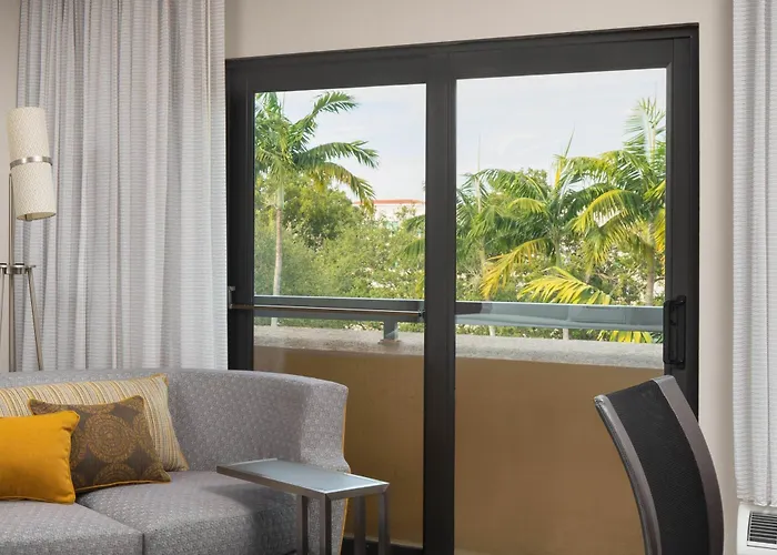 Sonesta Select Miami Lakes