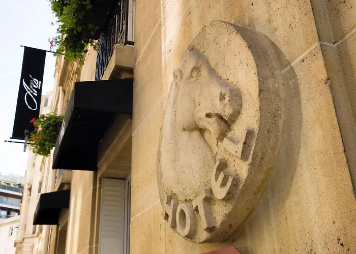 Hotel Ares Eiffel