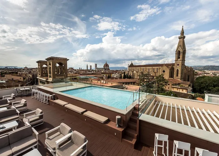 Plaza Hotel Lucchesi