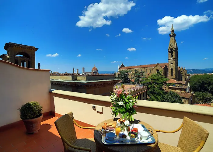 Plaza Hotel Lucchesi