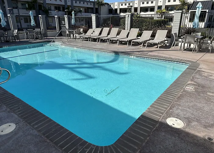 Solara Inn And Suites