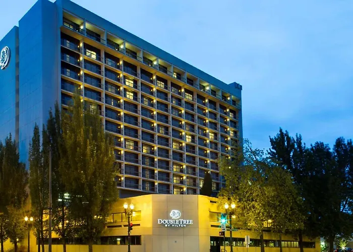 Doubletree By Hilton Portland