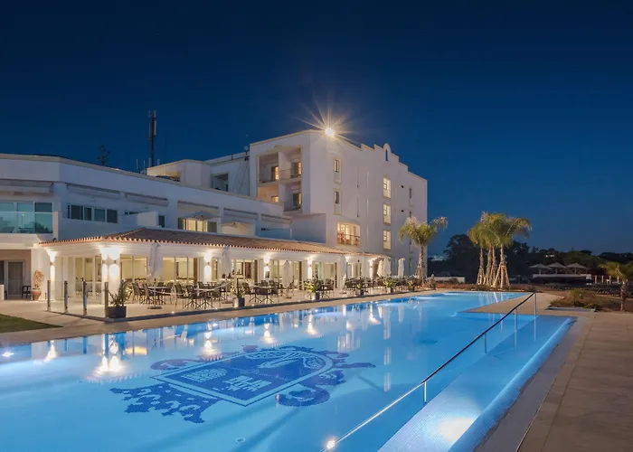 Dona Filipa Hotel Almancil